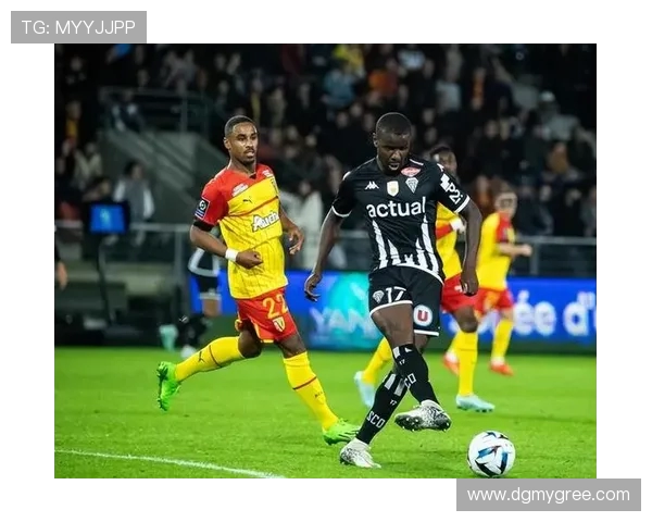 法甲外援市场最新动态与球员转会影响力分析